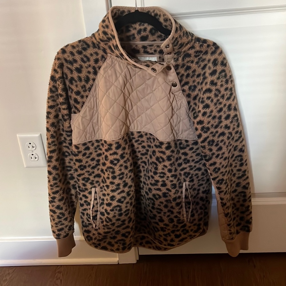Abercrombie cheetah quarter snap fleece